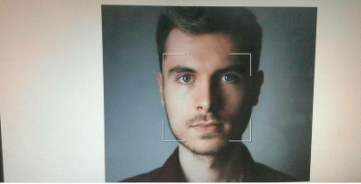 Face-based zoom before