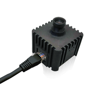 GigE-Kamera mit Ethernet-Kabel verbunden